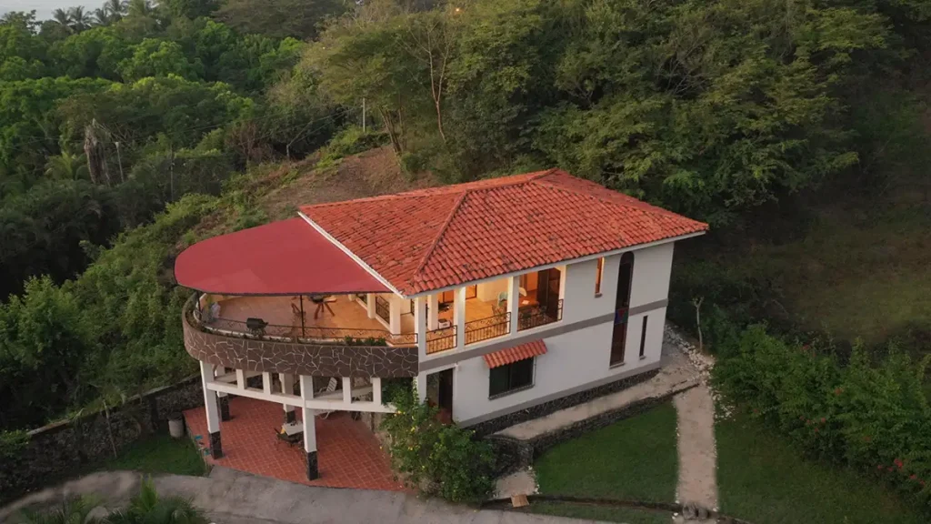 Casa La Guaria Transportation Services