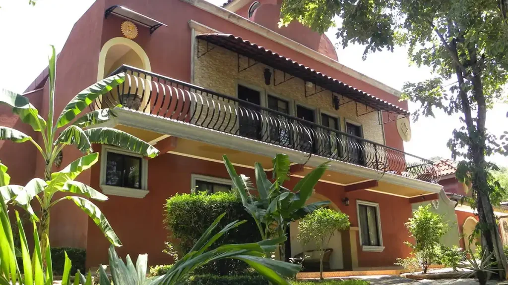 Casas del Toro Playa Flamingo Transportation Services