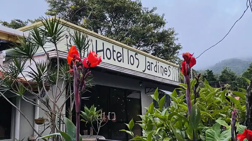 Hotel Los Jardines - Monteverde Transportation Services